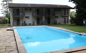 Gosford Motor Inn