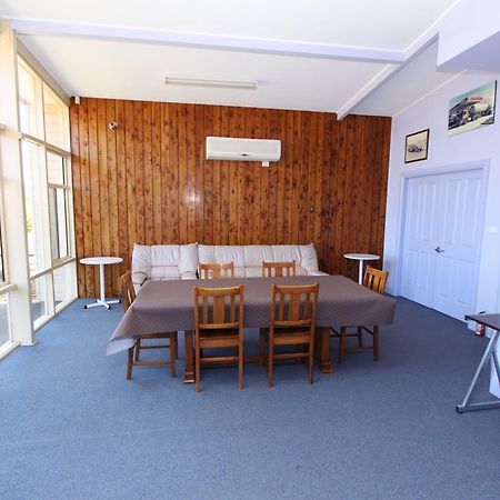 Waterview Gosford Motor Inn Room photo