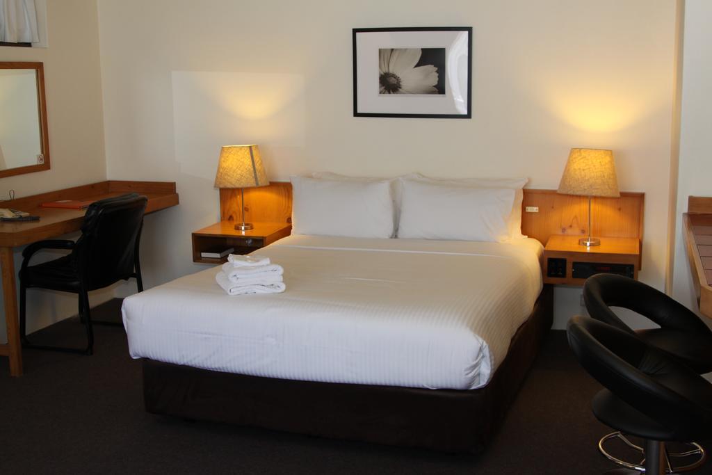 Waterview Gosford Motor Inn Room photo